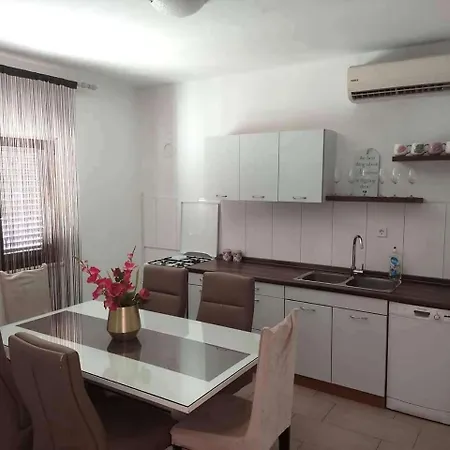 With Parking Space - 23016 * Rogoznica (Sibenik-Knin)