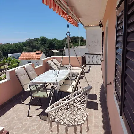 With Parking Space - 23016 Appartement Rogoznica (Sibenik-Knin)