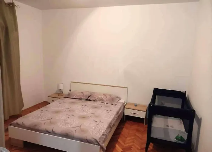 Daire With Parking Space - 23016