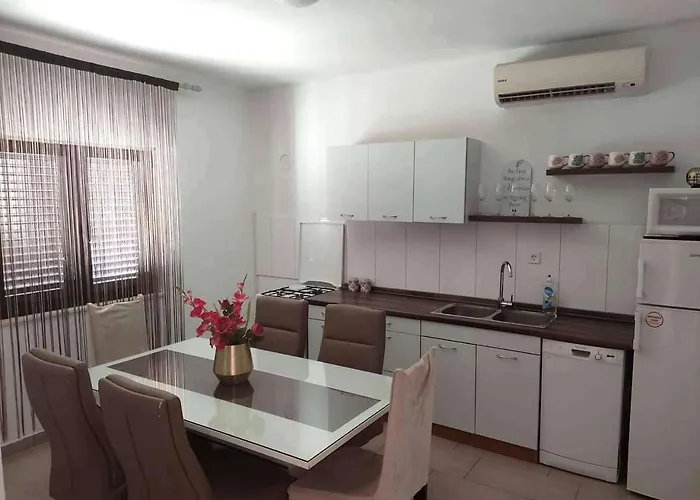 With Parking Space - 23016 * Rogoznica (Sibenik-Knin)