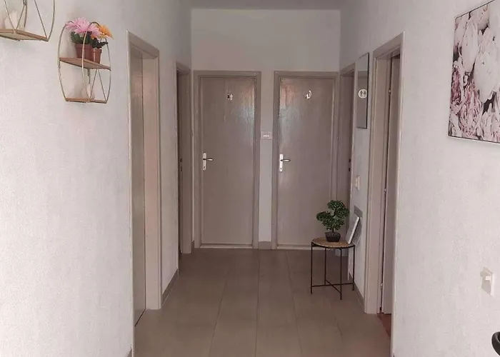 With Parking Space - 23016 Daire