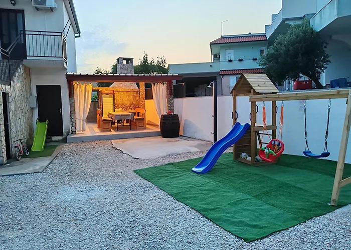 Daire With Parking Space - 23016